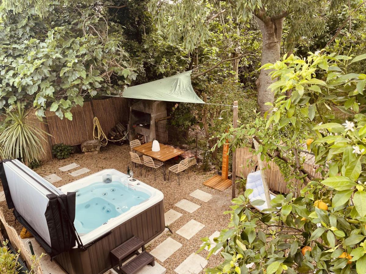 Hébergement de vacances Maison Dans Les Arbres, Spa, Tennis, Parking *